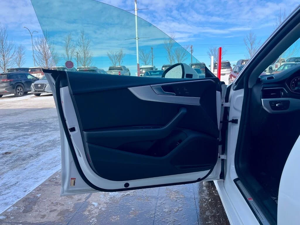 Audi A5 Sportback* Progressiv* АвтоКредит* (ЦЕНА ДО БГ), снимка 9 - Автомобили и джипове - 54002277