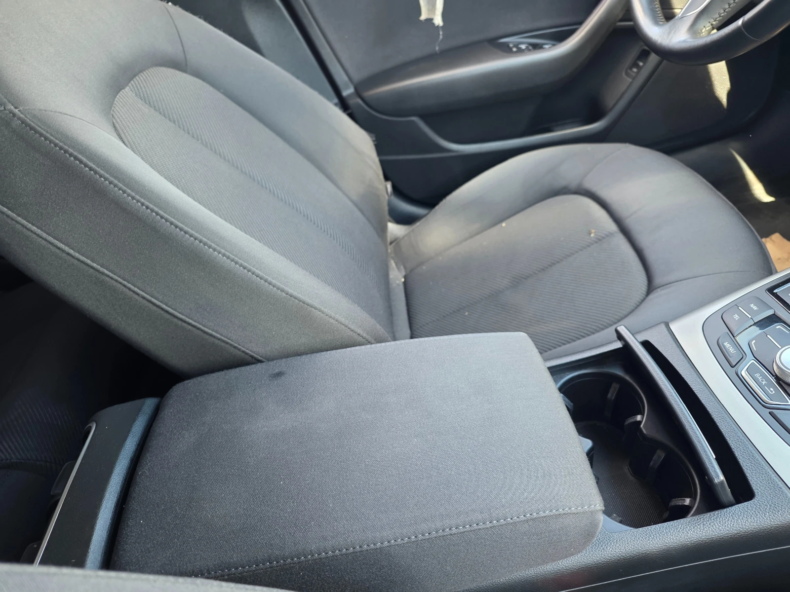 Audi A6 2.0TDI, снимка 9 - Автомобили и джипове - 54619771