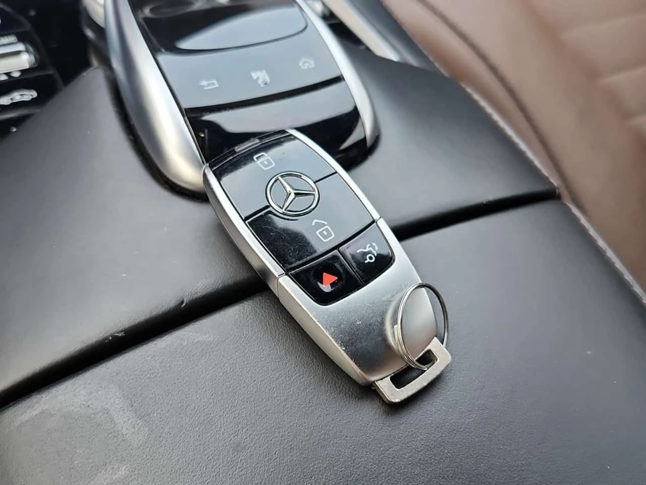Mercedes-Benz S 560 | DISTR| 360| NIGHTVISION| BURMESTER| CARFAX, снимка 12 - Автомобили и джипове - 54656334
