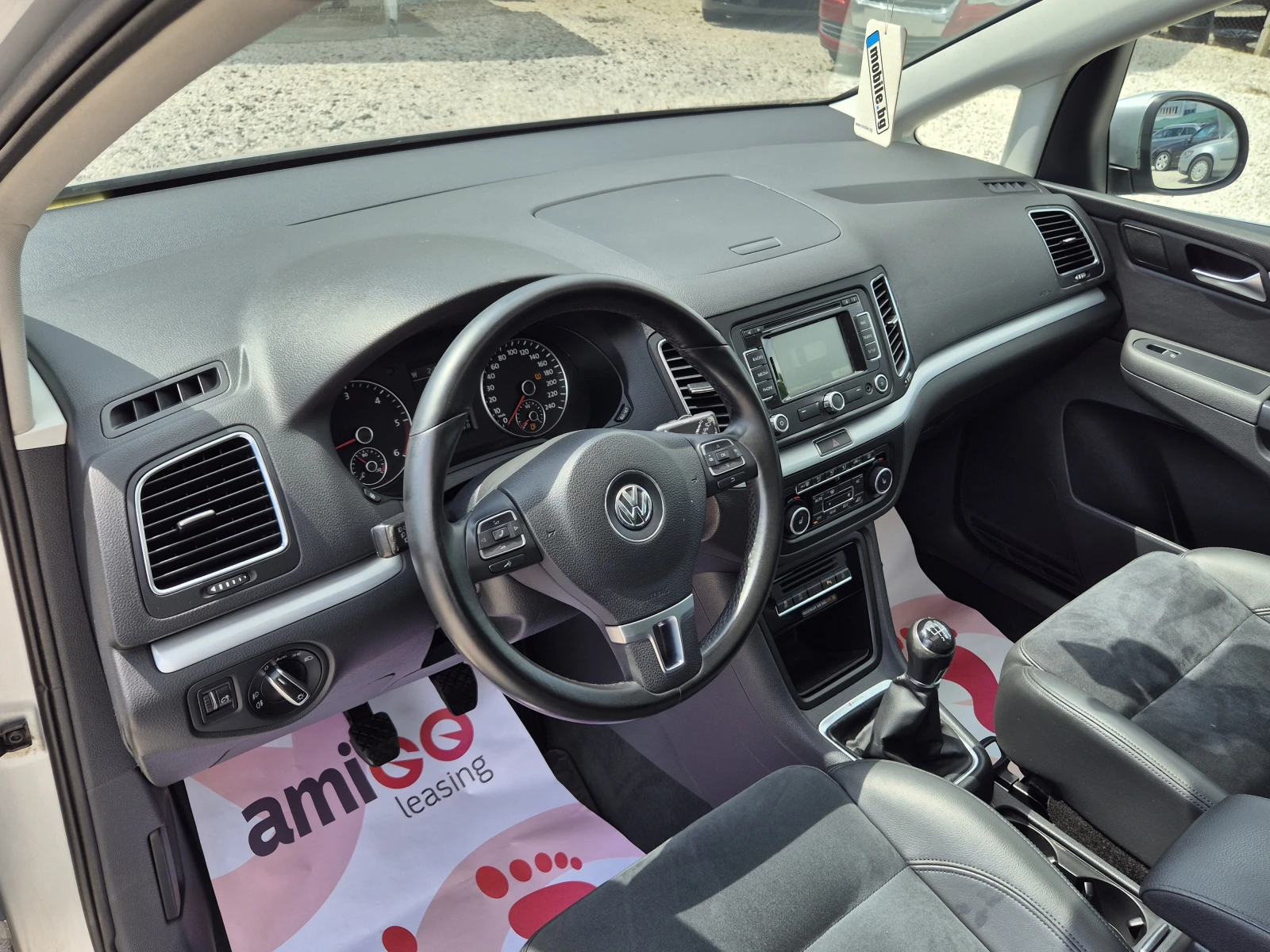 VW Sharan * КОЖА* LED* ПАНОРАМА* FULL* , снимка 8 - Автомобили и джипове - 54675318