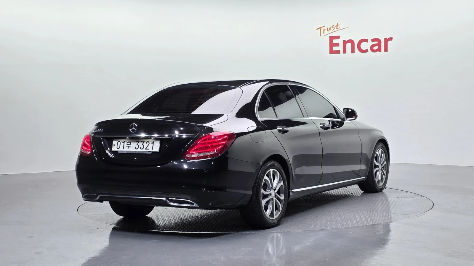 Mercedes-Benz C 220 Head-Up | Memory | LED, снимка 2 - Автомобили и джипове - 54952296