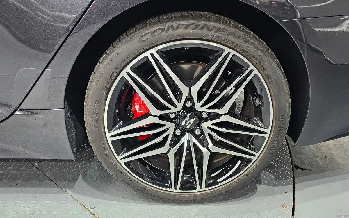 Kia Stinger Meister 2.5 AWD Masters | FACE| ОБДУХ| 360| ACC, снимка 5 - Автомобили и джипове - 55075171