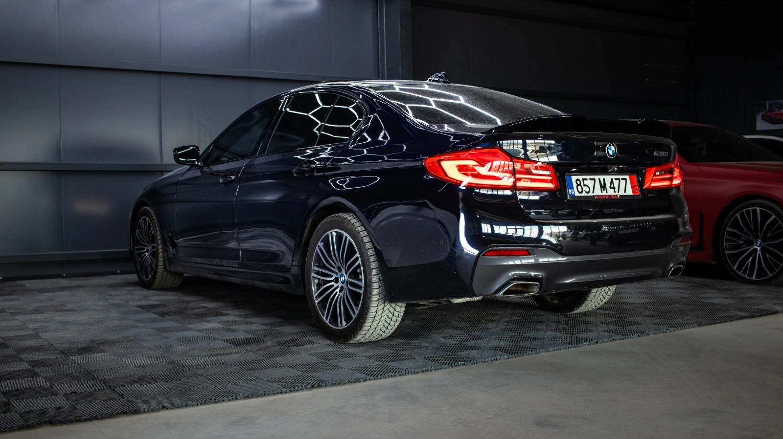 BMW 530 i XDRIVE* МАСАЖ* ОБДУХВАНЕ* HUD* 360* H/K* Carplay, снимка 4 - Автомобили и джипове - 55265980