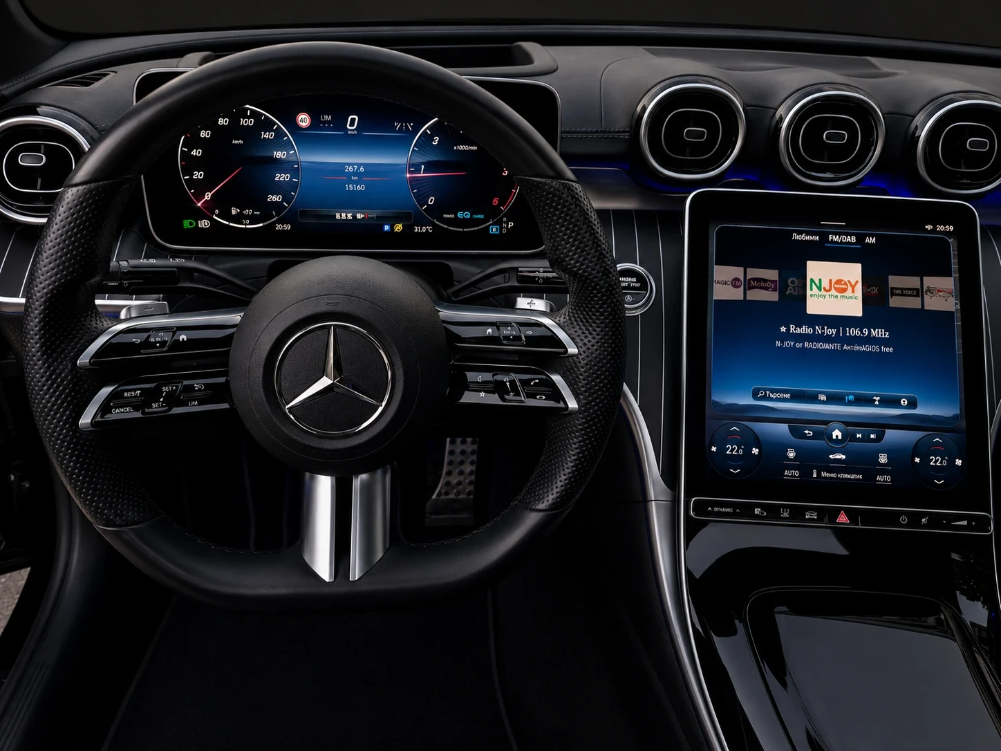 Mercedes-Benz C 300 4MATIC, снимка 12 - Автомобили и джипове - 55507440