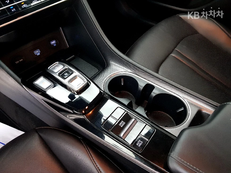 Hyundai Sonata SMART PRESTIGE FULL , снимка 12 - Автомобили и джипове - 55655580
