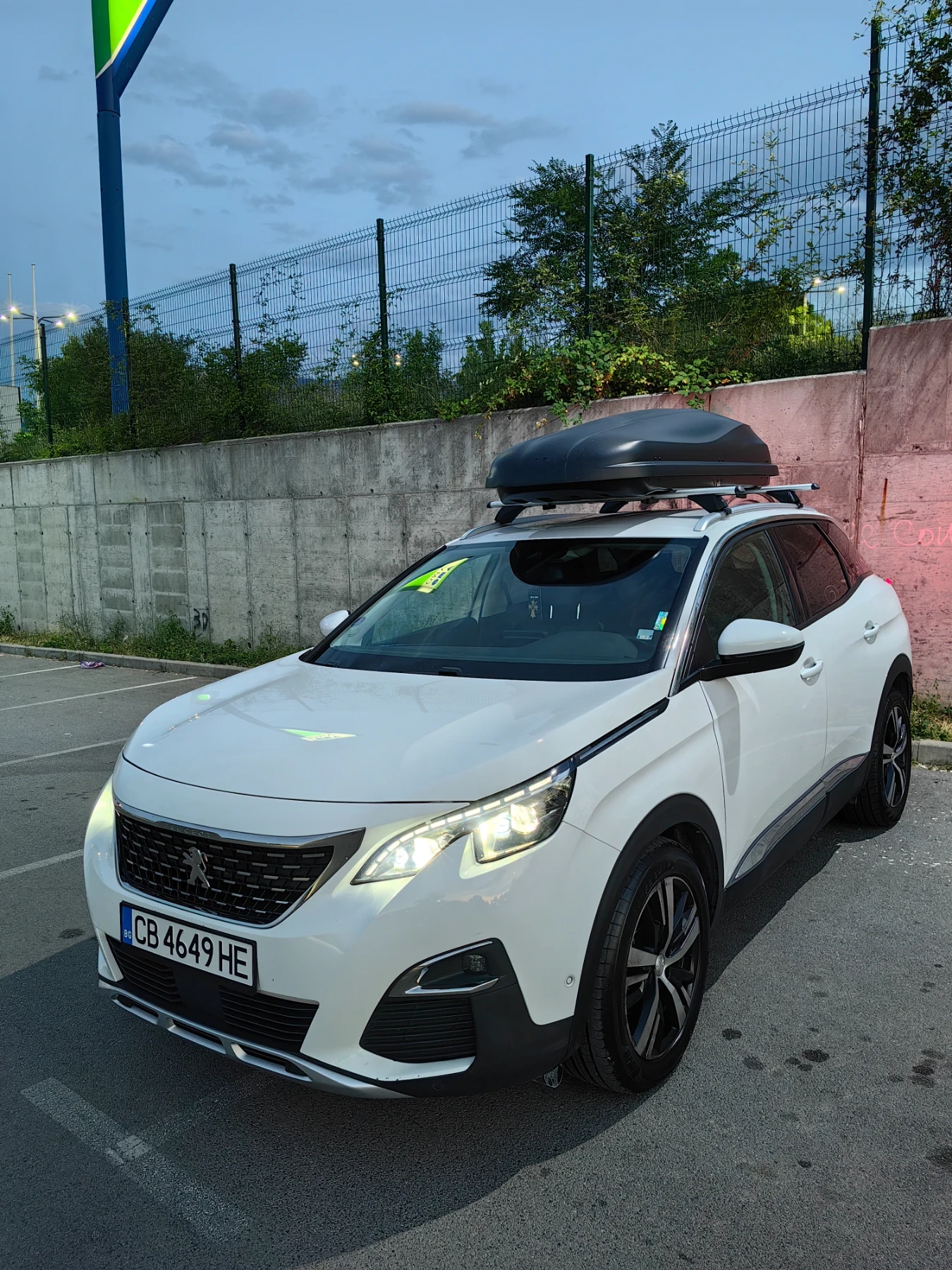 Peugeot 3008 Pure Tech , снимка 6 - Автомобили и джипове - 56217146
