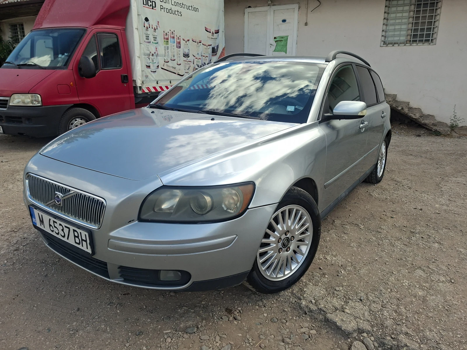 Volvo V50