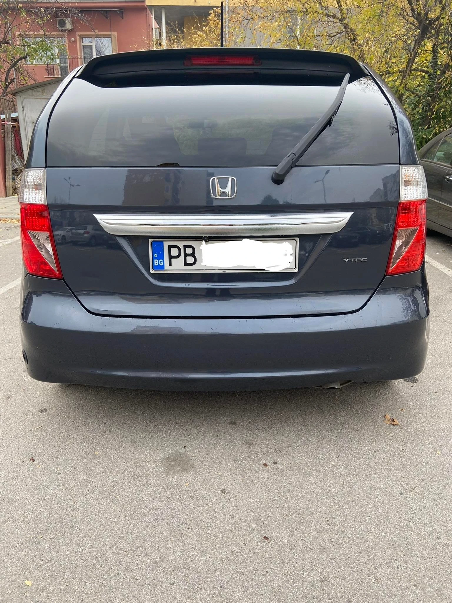 Honda Fr-v, снимка 5 - Автомобили и джипове - 56225472