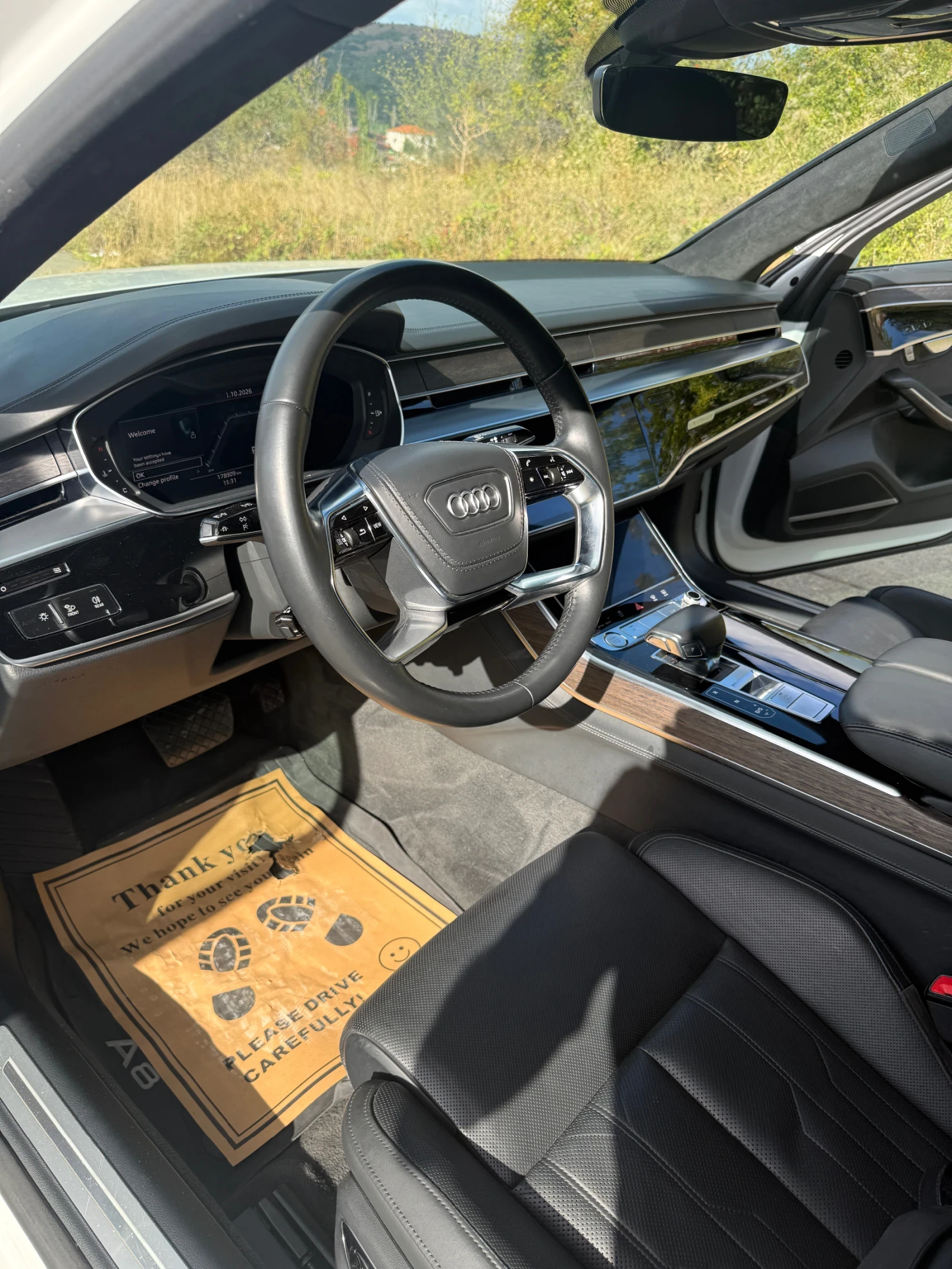 Audi A8, снимка 5 - Автомобили и джипове - 56338822