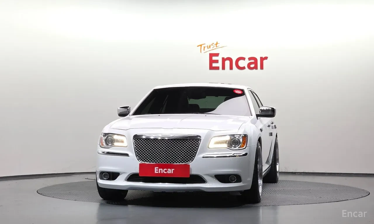 Chrysler 300c 3.0 CRD Дизел!, снимка 3 - Автомобили и джипове - 56386779