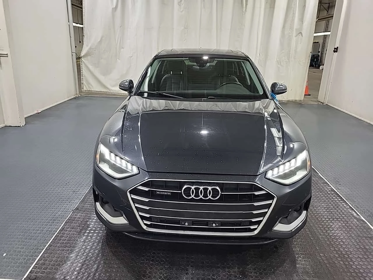 Audi A4 * 45 Tfsi Quattro Komfort * CARFAX *  | Mobile.bg � ����������� 17