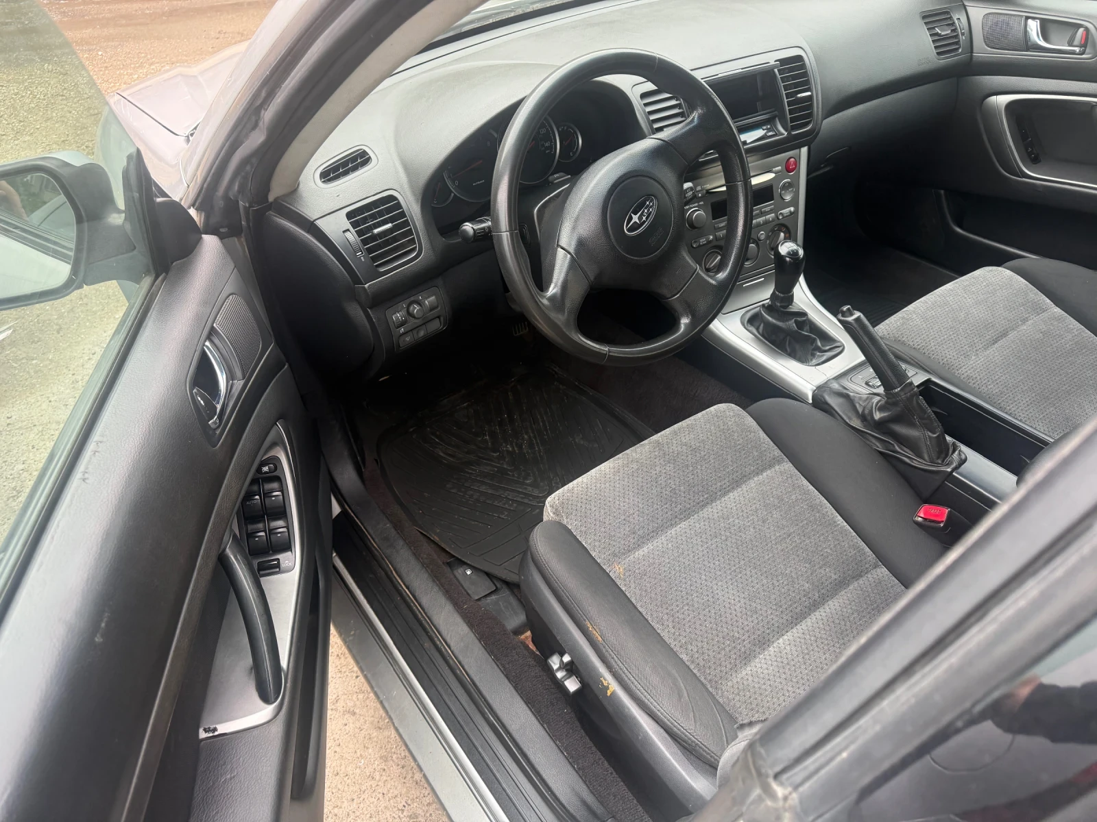 Subaru Outback, снимка 8 - Автомобили и джипове - 56741111