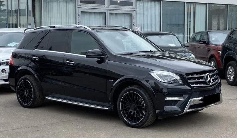 Mercedes-Benz ML 350 CDI AMG 4Matic, снимка 2 - Автомобили и джипове - 48954983