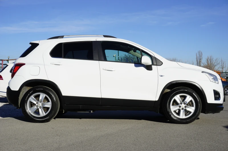 Chevrolet Trax 1.6i/Газова Уредба, снимка 8 - Автомобили и джипове - 52526431