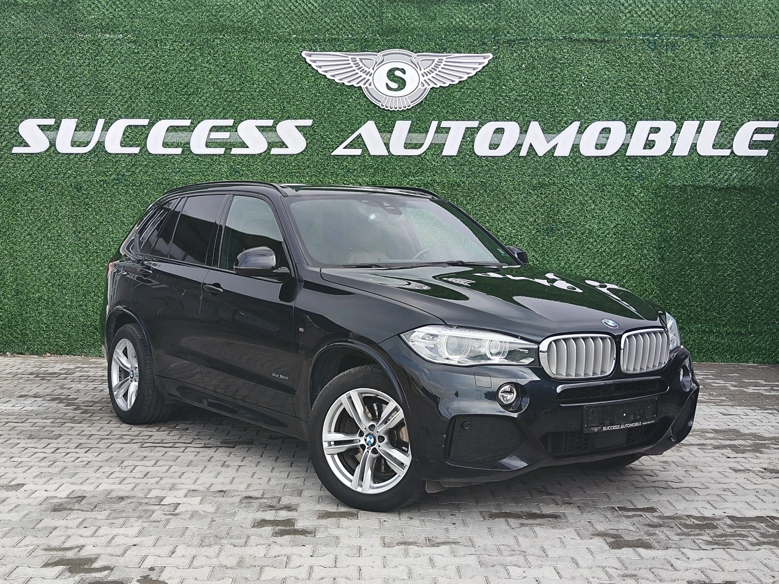 BMW X5 MPAK* RECARO* CAMERA* LEDD* LIZING - изображение 2