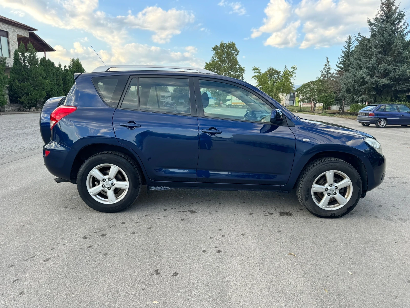 Toyota Rav4 d4d - изображение 3