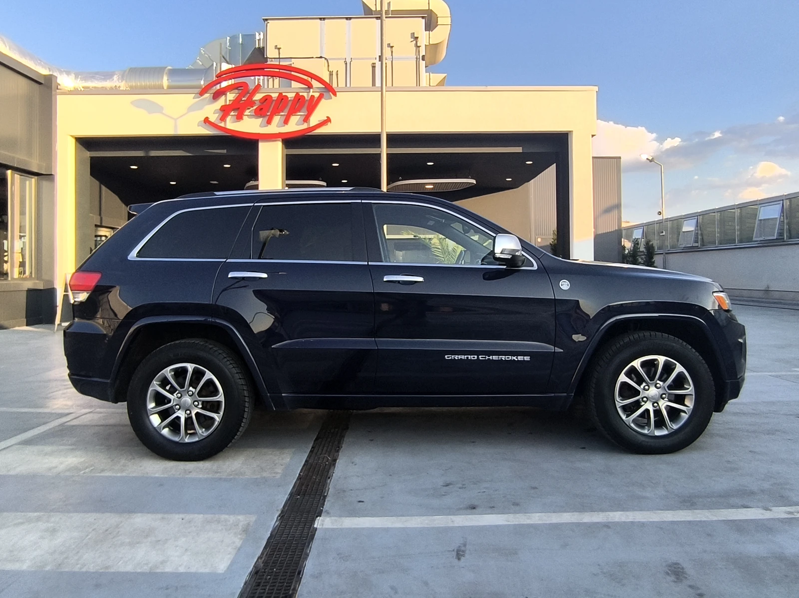 Jeep Grand cherokee Overland - изображение 4