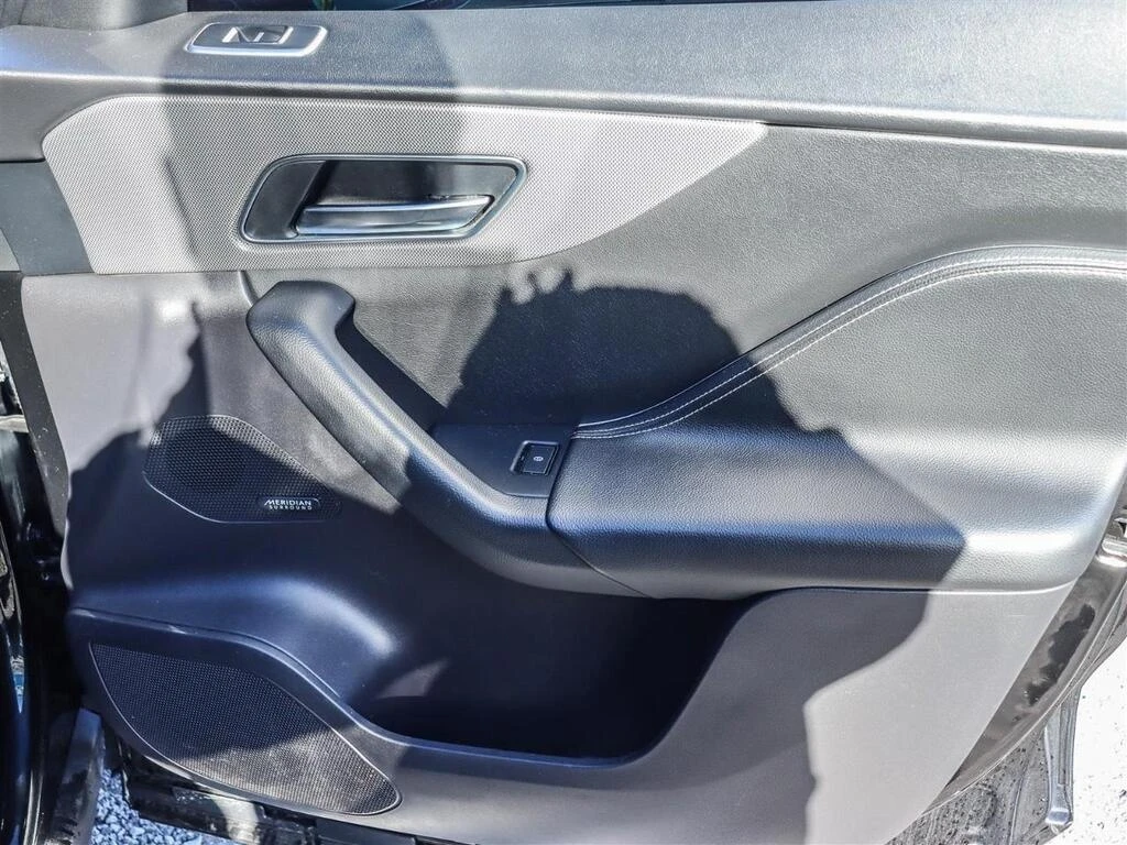 Jaguar F-PACE * AWD | SUPERCHARGED | PANO ROOF | MERIDIAN | NAV  | Mobile.bg � ����������� 17