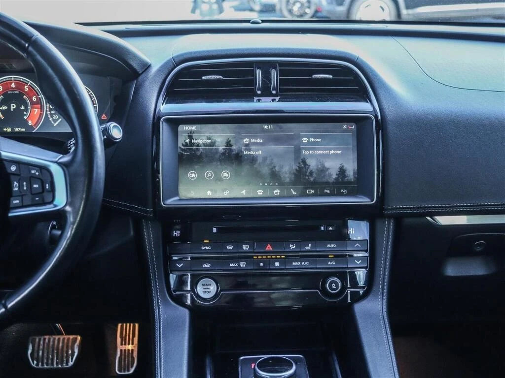 Jaguar F-PACE * AWD | SUPERCHARGED | PANO ROOF | MERIDIAN | NAV  | Mobile.bg � ����������� 12