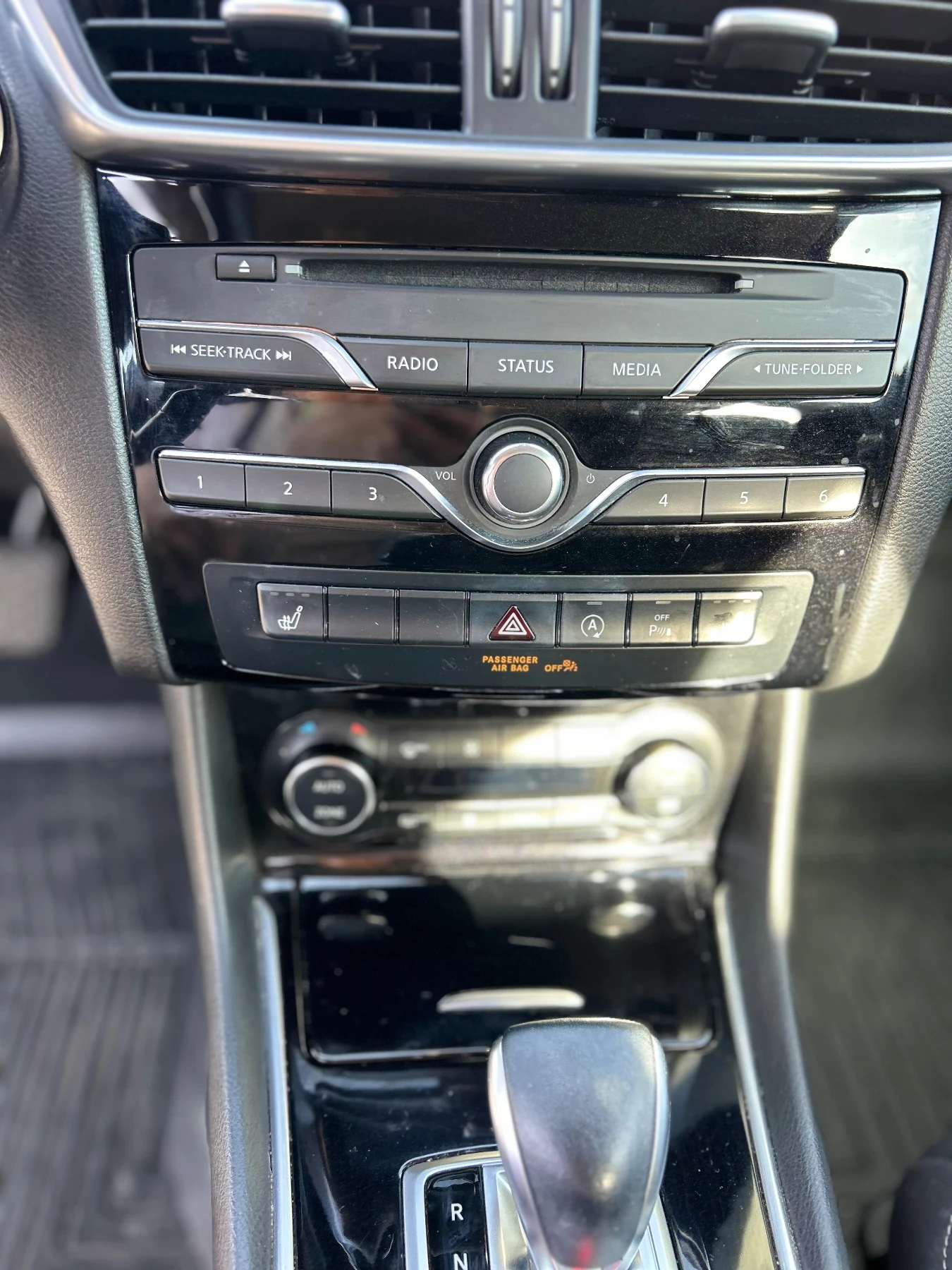 Infiniti Q30  - изображение 6