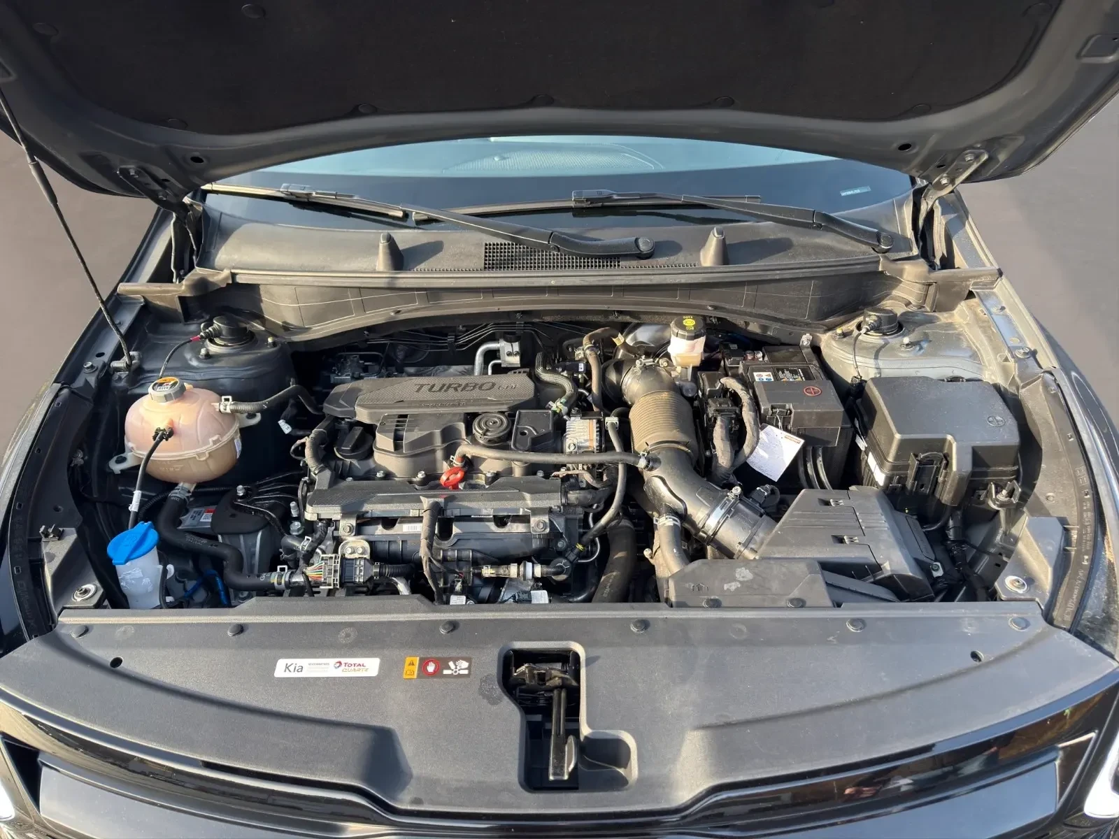 Kia Sportage 1.6T DCT AWD GT-Line Drive Pano AHK SHZ, снимка 10 - Автомобили и джипове - 53733736