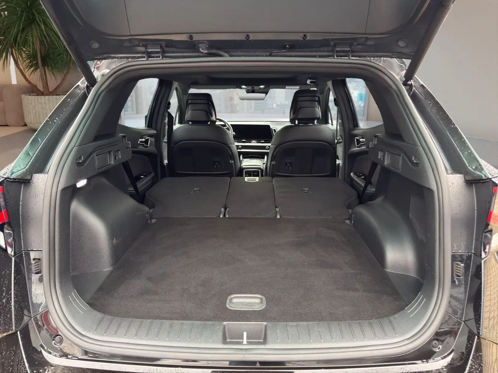 Kia Sportage 1.6T DCT AWD GT-Line Drive Pano AHK SHZ, снимка 11 - Автомобили и джипове - 53733736