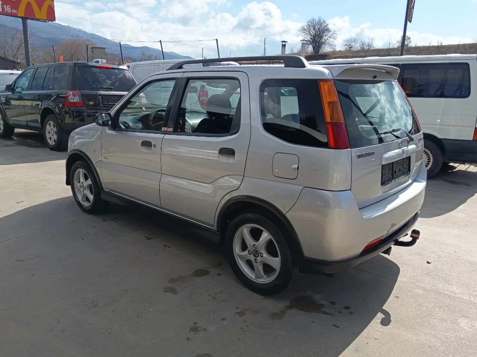 Suzuki Ignis 1.3i 4x4 78х.мк, снимка 7 - Автомобили и джипове - 53726784