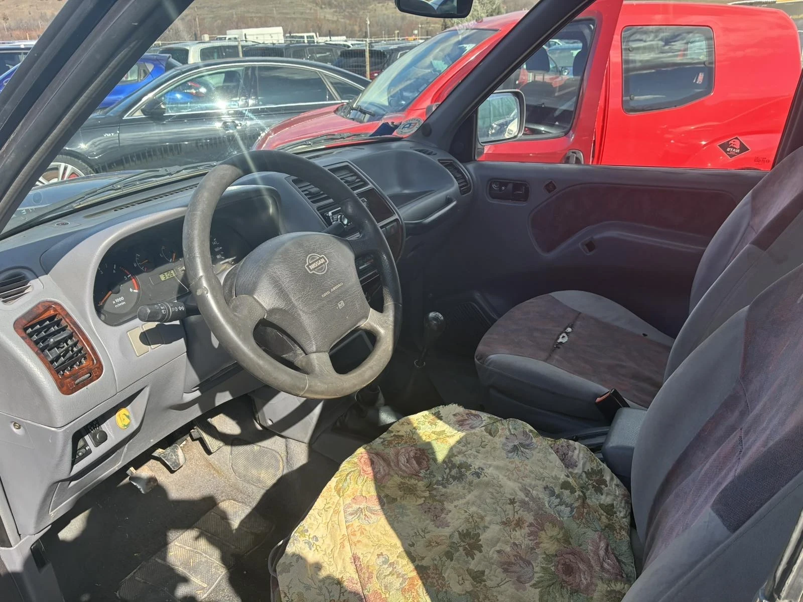 Nissan Terrano, снимка 6 - Автомобили и джипове - 53808643