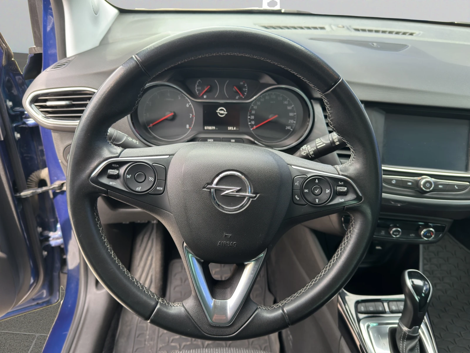 Opel Crossland X Innovation ENG-3 CYL 1.2L ALUM TURBO EB2, снимка 12 - Автомобили и джипове - 54213950