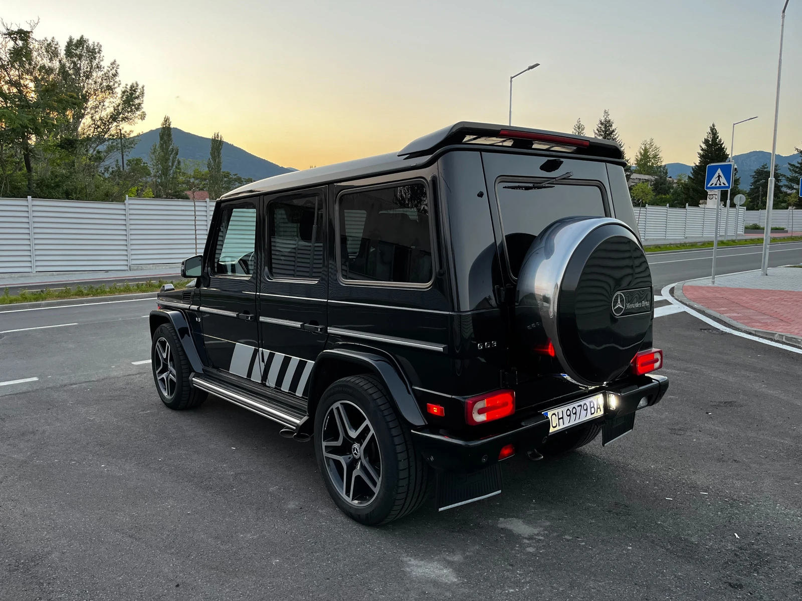 Mercedes-Benz G 500 AMG OPTIC* LPG* 6+ 1, снимка 3 - Автомобили и джипове - 54218020