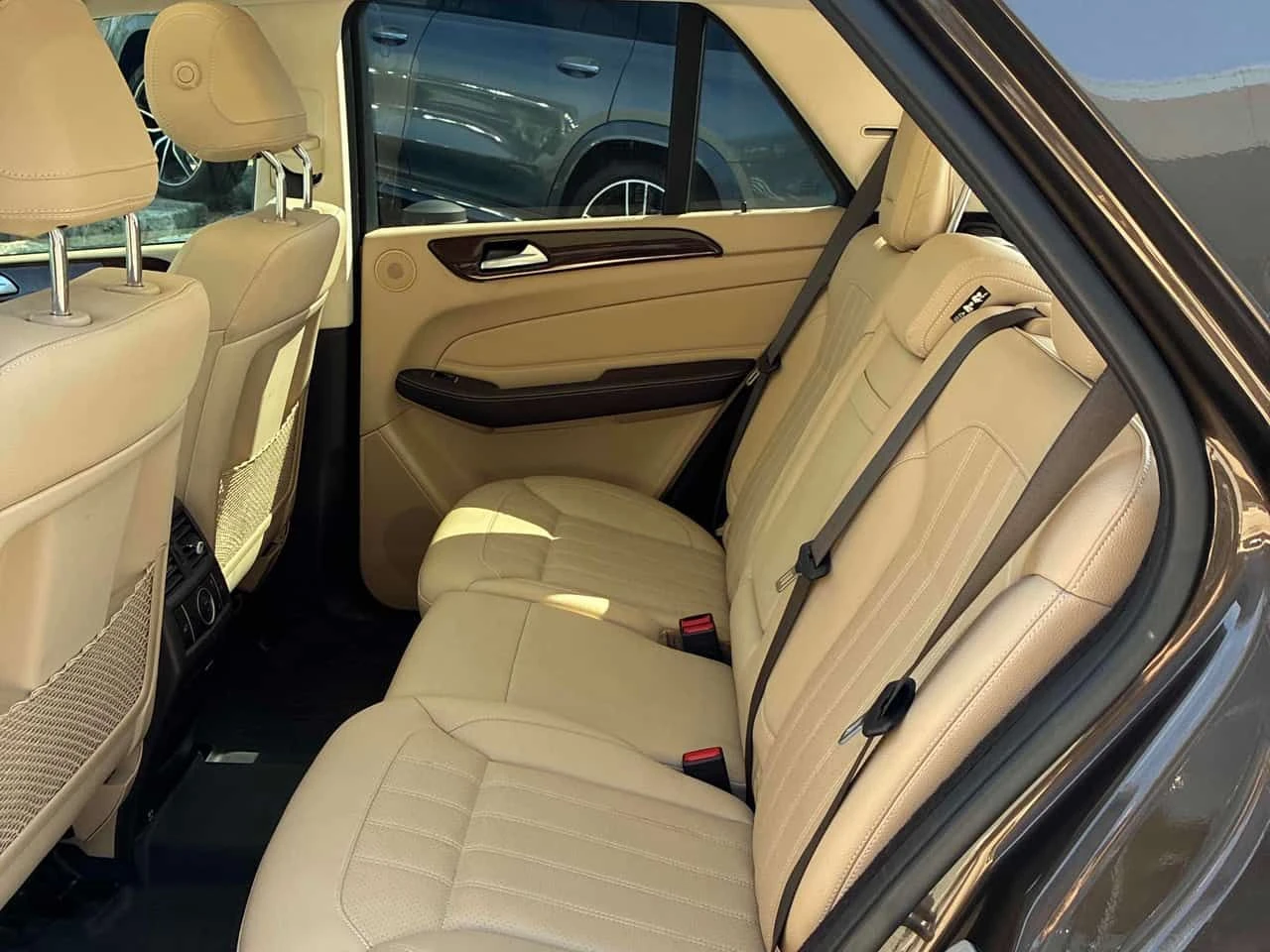 Mercedes-Benz GLE 350 d * CARFAX * 360 КАМЕРИ * ДИСТРОНИК, снимка 9 - Автомобили и джипове - 54307692