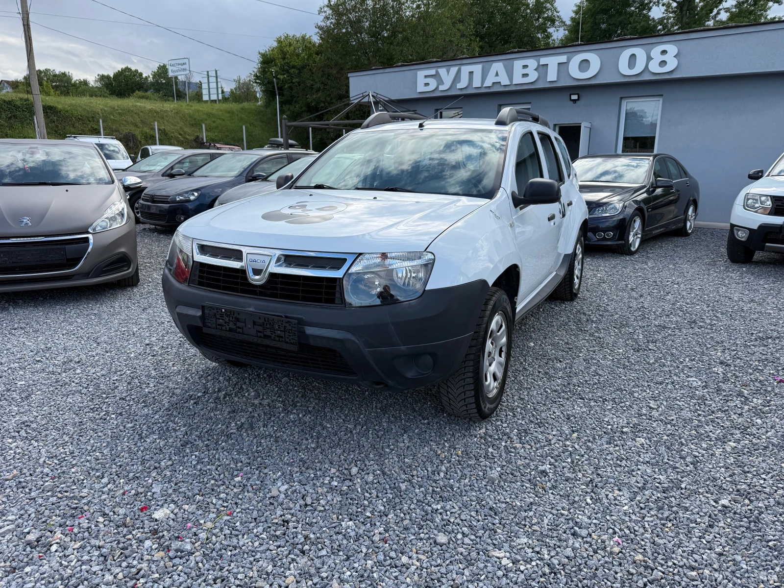 Dacia Duster 1.6 I 4×4, снимка 2 - Автомобили и джипове - 54547577