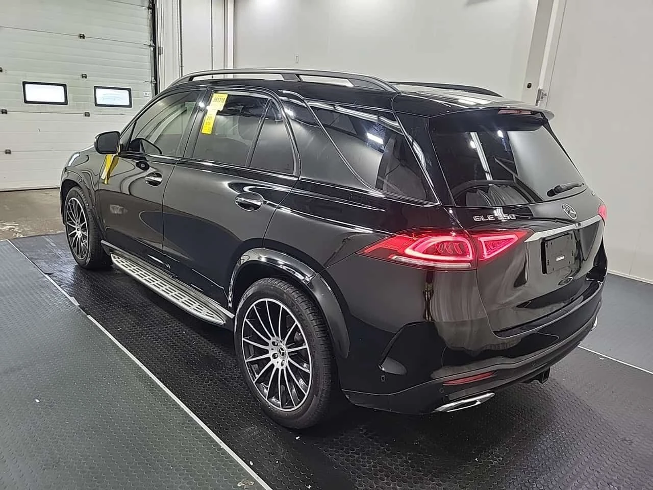 Mercedes-Benz GLE * 350 * CARFAX * ЦЕНА ДО БГ, снимка 5 - Автомобили и джипове - 54728177
