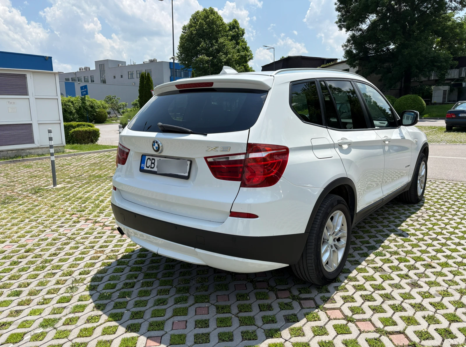 BMW X3 2.0d/184h.p xDrive Кожа, сменена ангренажна верига, снимка 5 - Автомобили и джипове - 54803308