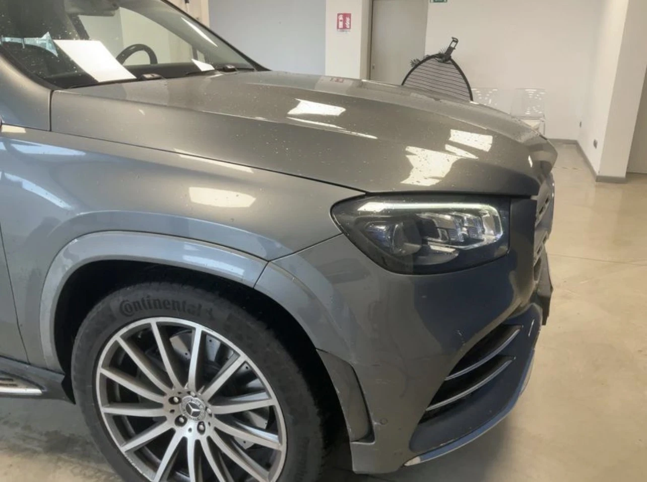 Mercedes-Benz GLS 400 GLS 400d 4Matic AMG Line, снимка 3 - Автомобили и джипове - 55219646