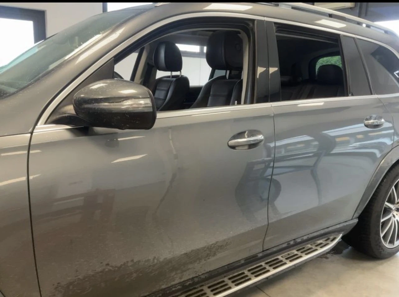 Mercedes-Benz GLS 400 GLS 400d 4Matic AMG Line, снимка 4 - Автомобили и джипове - 55219646
