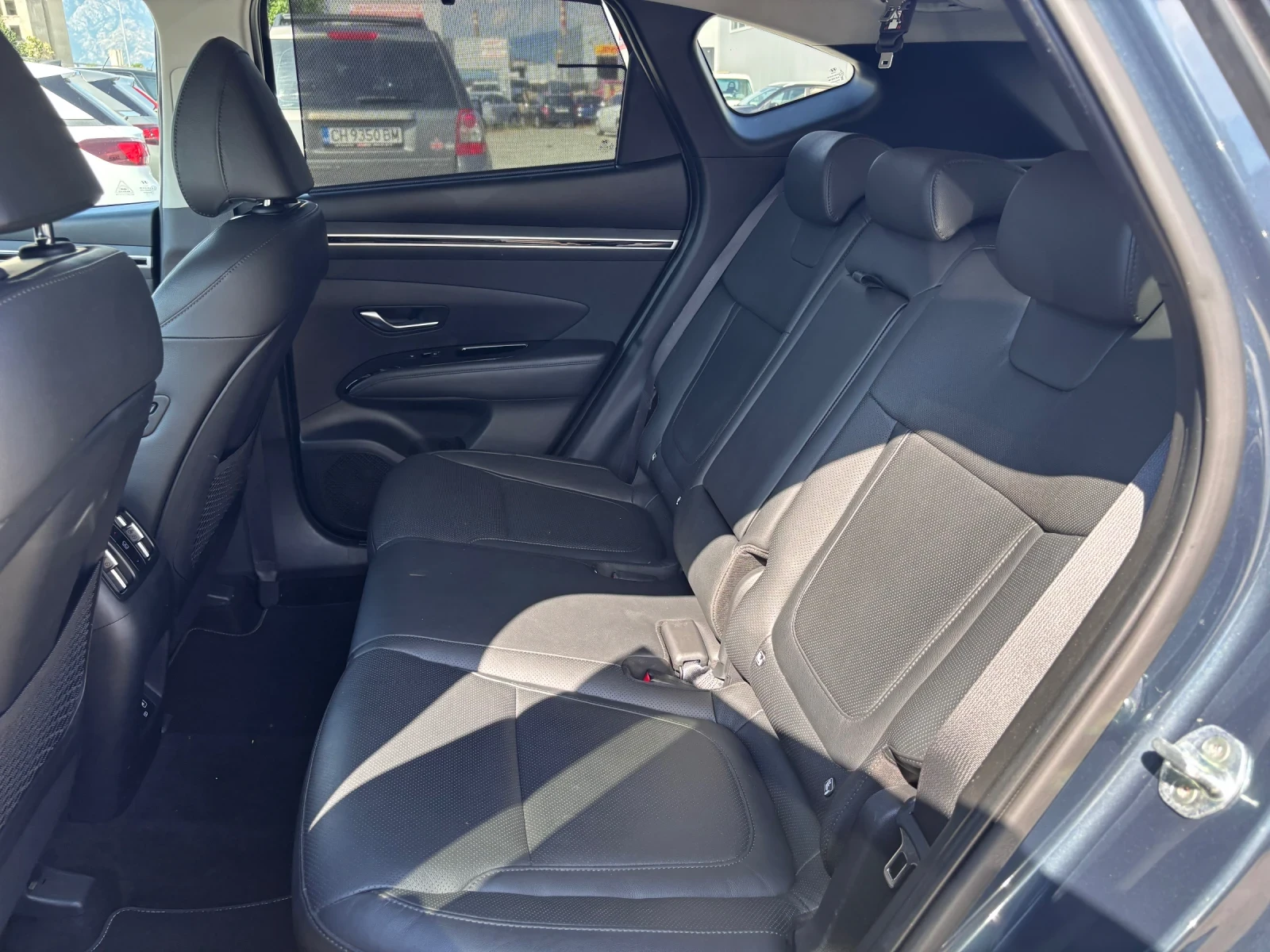 Hyundai Tucson 1.6, снимка 8 - Автомобили и джипове - 55229477