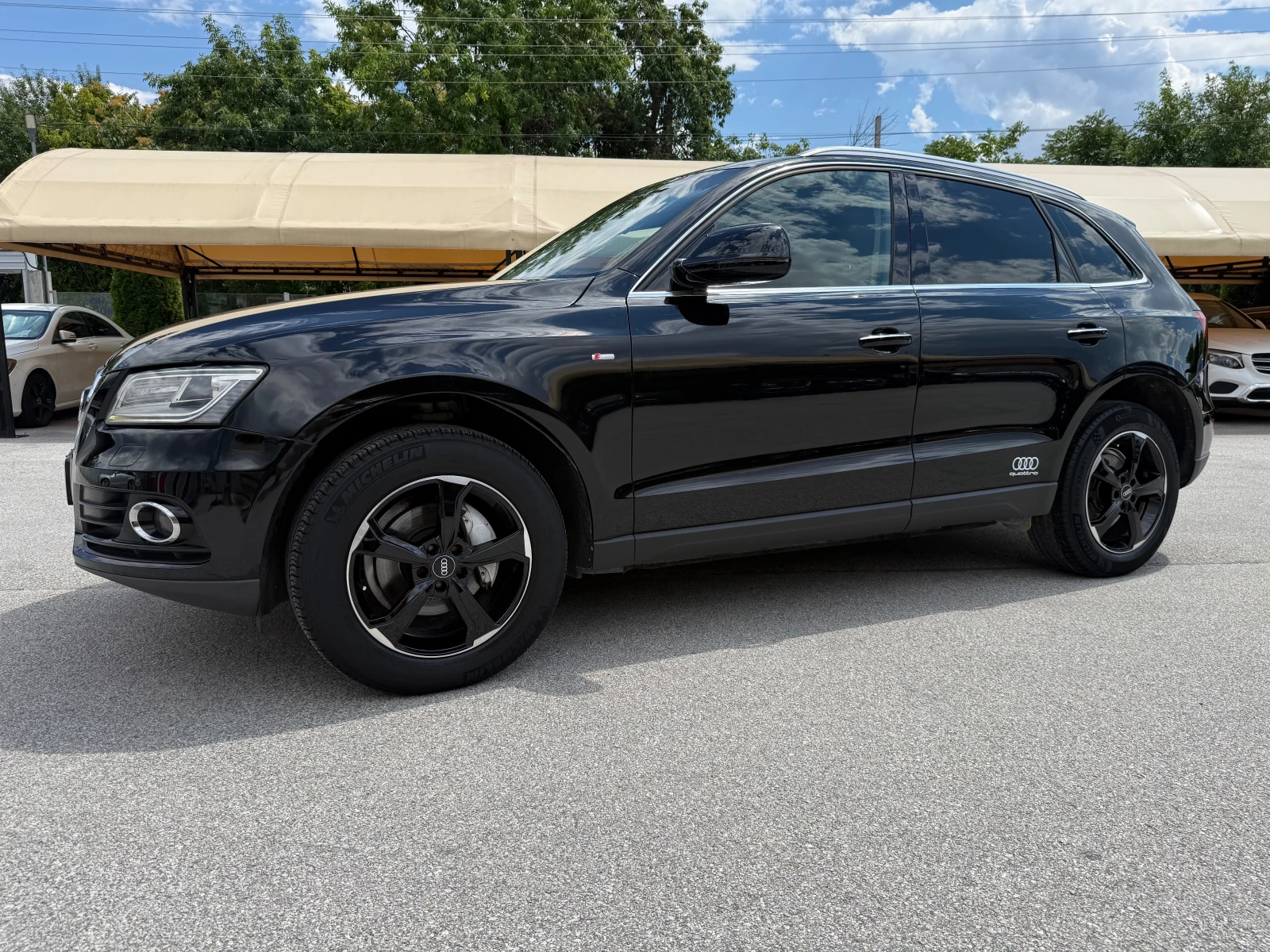 Audi Q5 2.0TDI S-LINE FACELIFT 190к.с. - 100% РЕАЛНИ КМ !!, снимка 6 - Автомобили и джипове - 55262951