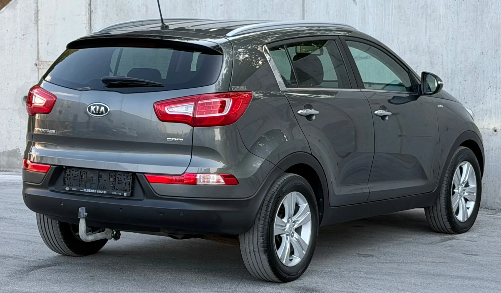 Kia Sportage 2.0CRDi 136кс * 4х4* * Камера* , снимка 6 - Автомобили и джипове - 55771974
