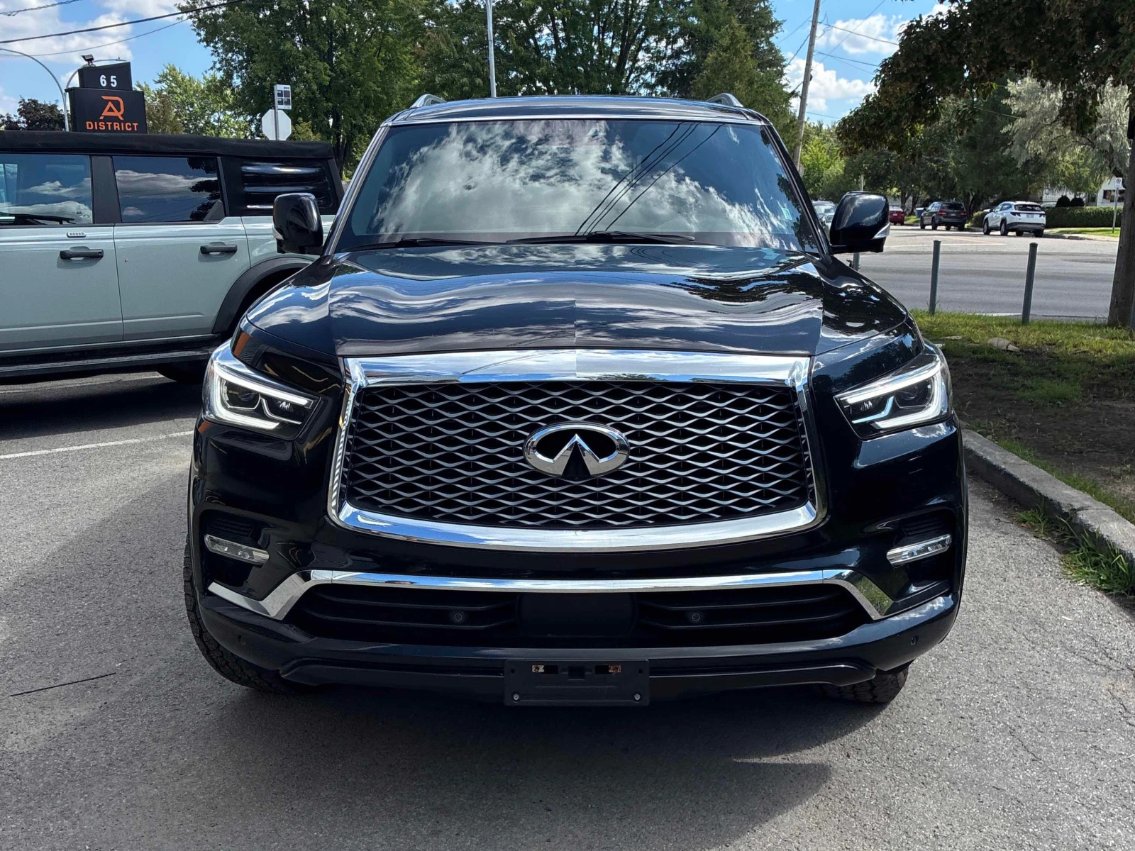 Infiniti QX80  LUXE / DISTRONIC / ОБДУХВАНЕ / D, снимка 6 - Автомобили и джипове - 55896764