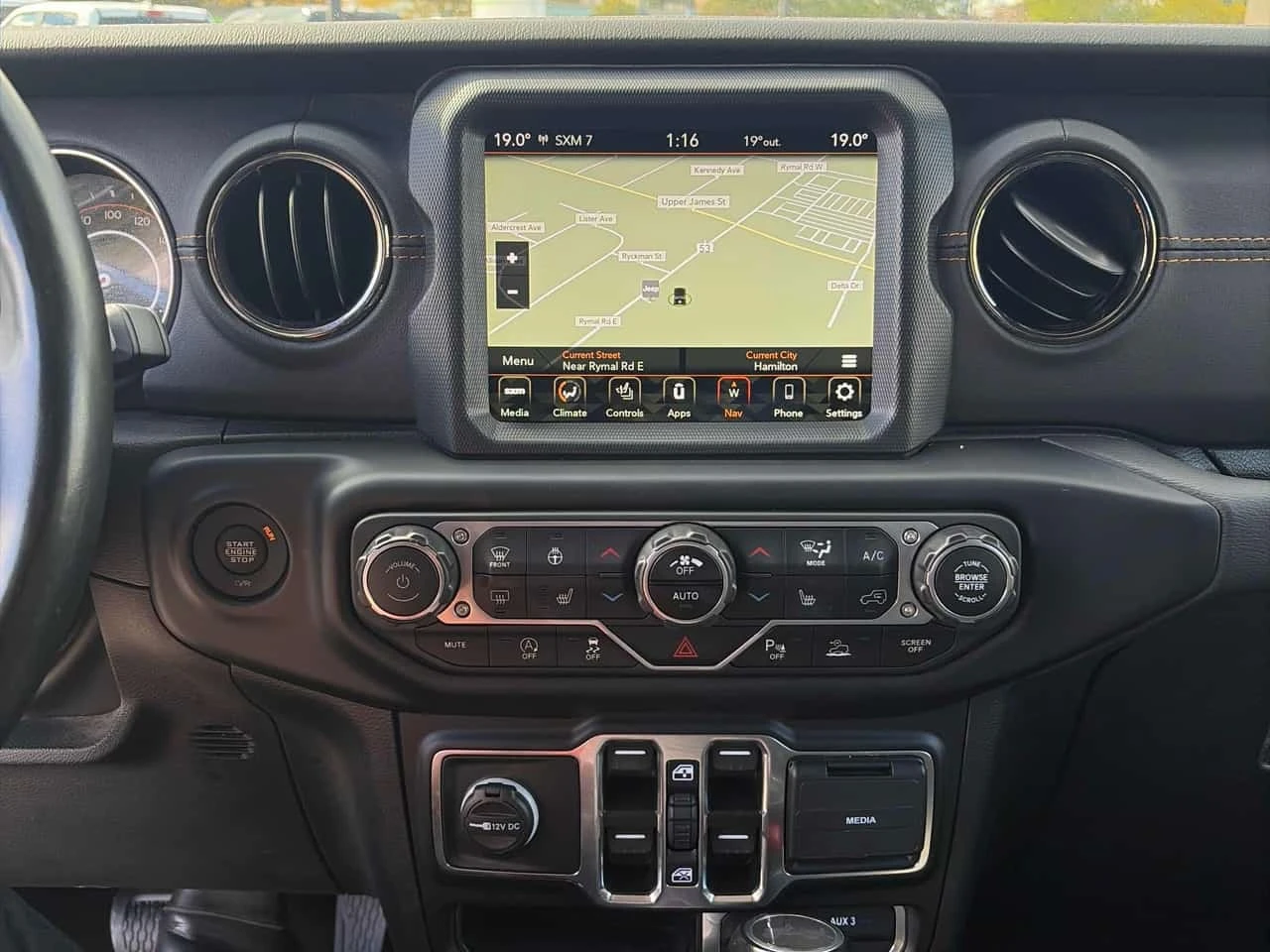 Jeep Wrangler High Altitude / CARFAX / ���������� | Mobile.bg � ����������� 9