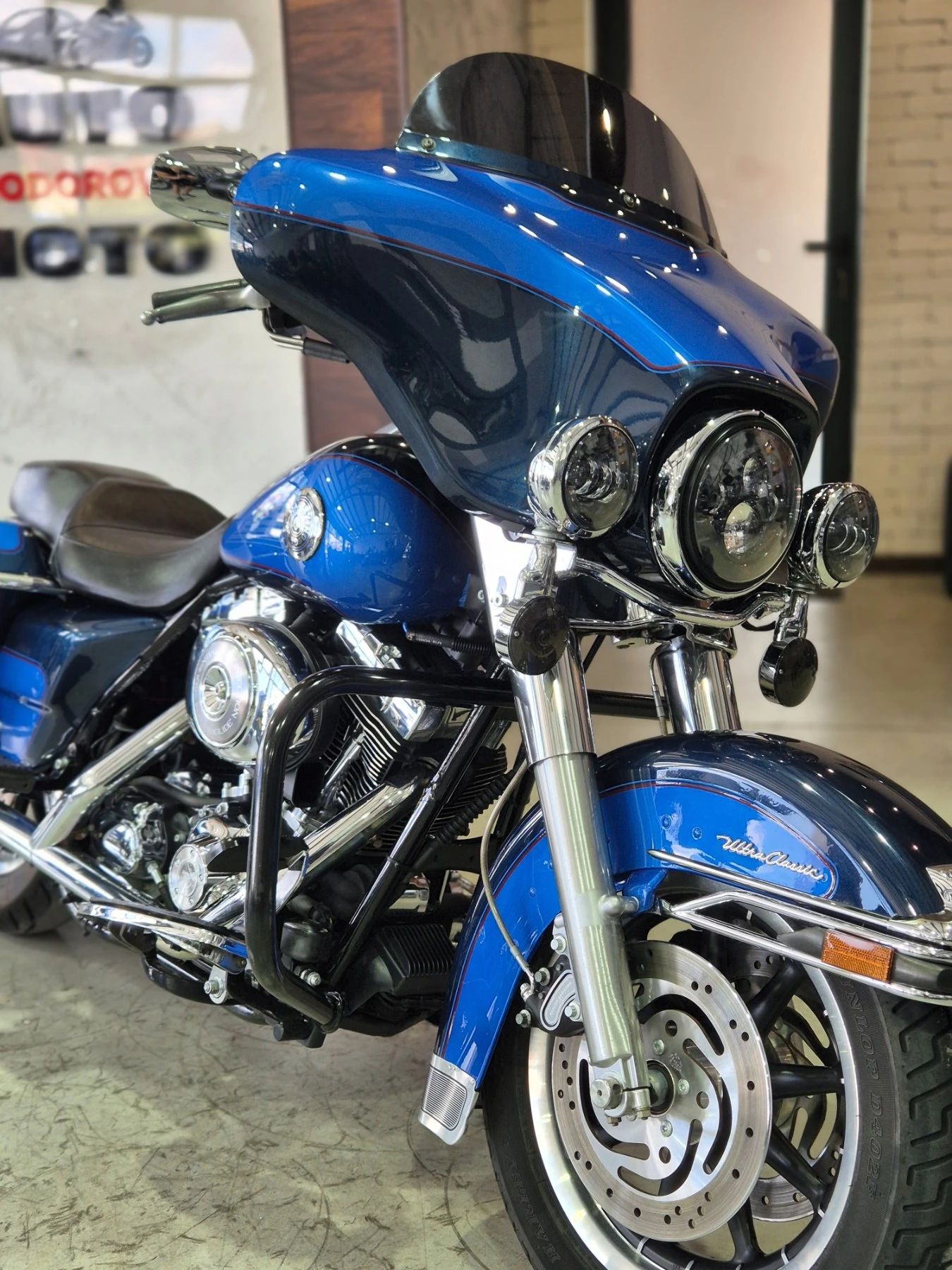 Harley-Davidson Electra Glide Classic ULTRA CLASSIC! FLHTC 33000км! Нов внос ШВЕЙЦАРИЯ!!, снимка 10 - Мотоциклети и мототехника - 56070394
