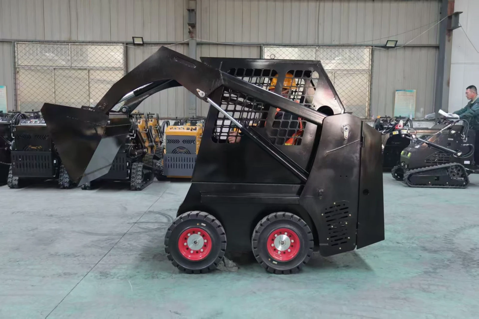    VSN VCAT-13 !!    2026 | Mobile.bg   14