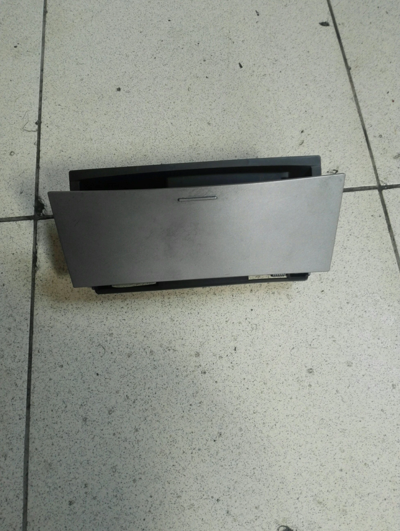    407 (10) | Mobile.bg   1