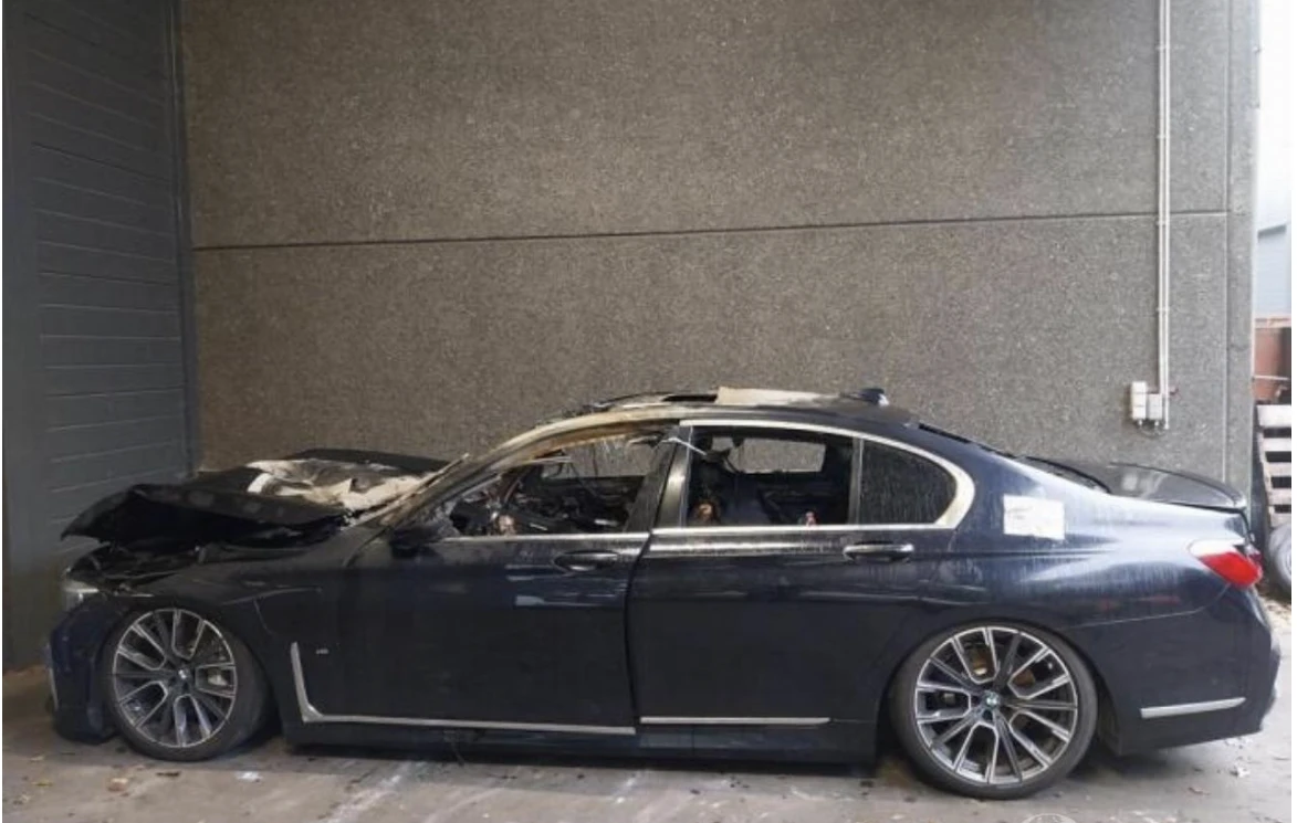 Напълно окомплектована предна броня и преден панел за BMW 7 G11 LCI M SPORT
