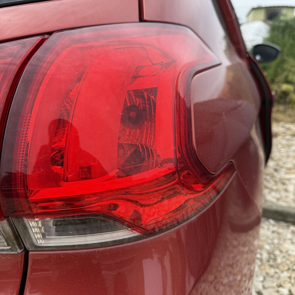 Заден ляв стоп за Peugeot 2008