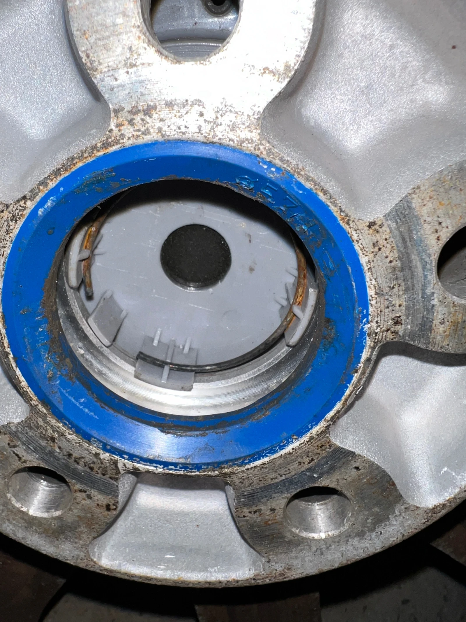    215/65R16 | Mobile.bg   9