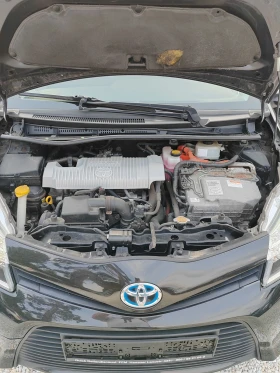 Toyota Yaris 1.5, 75к.с. Хибрид , снимка 16