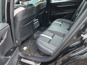 Toyota Camry SE UPGRADE / АвтоКредит, снимка 11