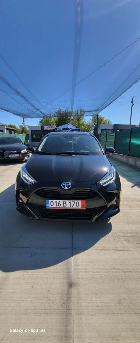 Toyota Yaris Hybrid 